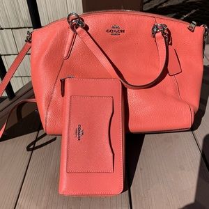 Coach shoulder bag with matching wallet